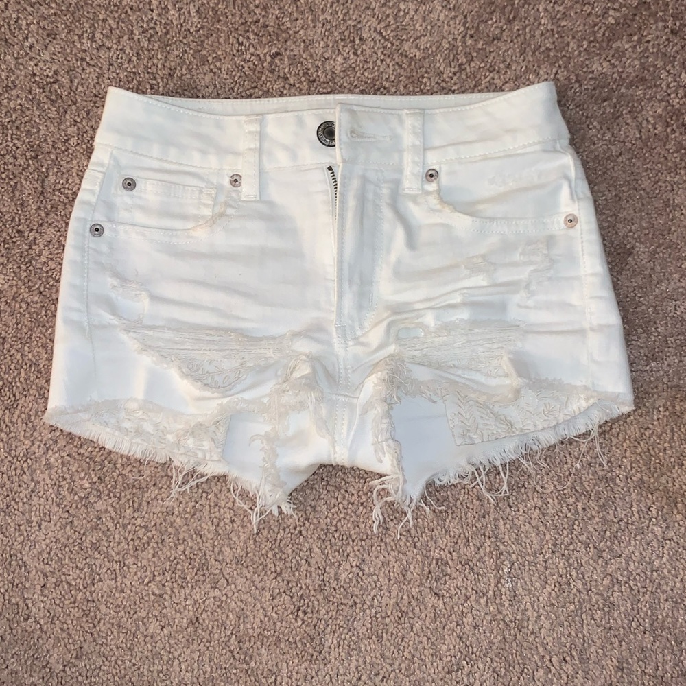 white jean shorts